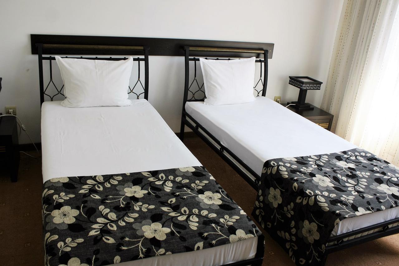 Hotel Villa Verde Gulubovo  外观 照片