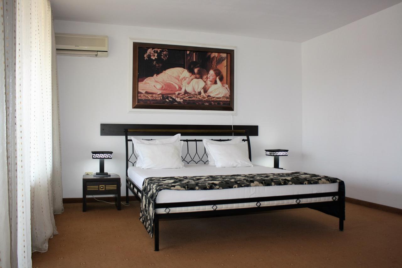 Hotel Villa Verde Gulubovo  外观 照片